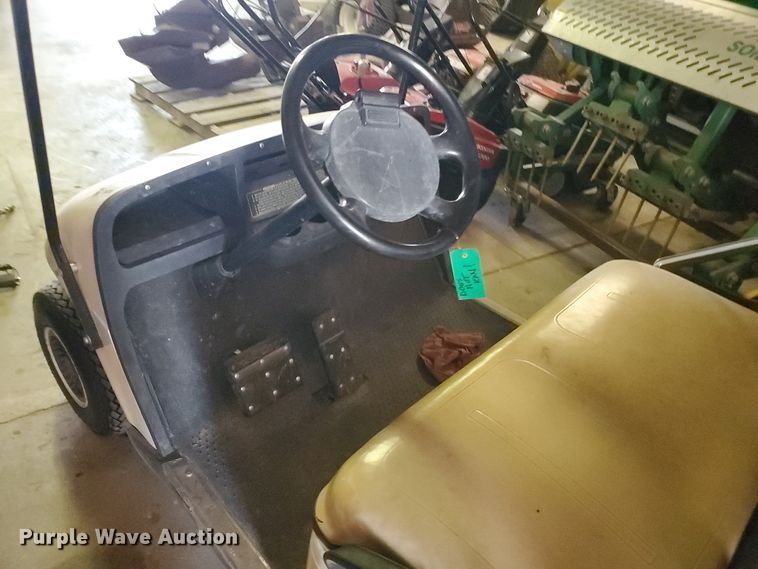 image for item DI5206 Ez-go  golf cart