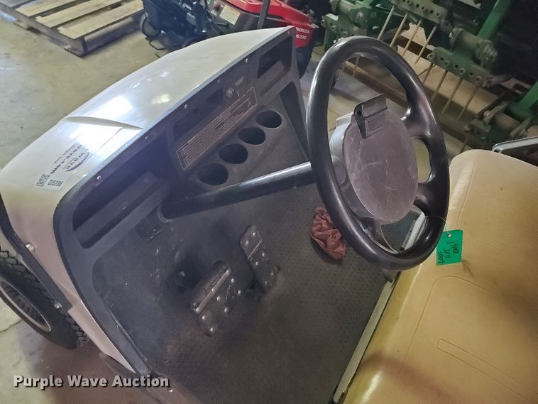 image for item DI5206 Ez-go  golf cart
