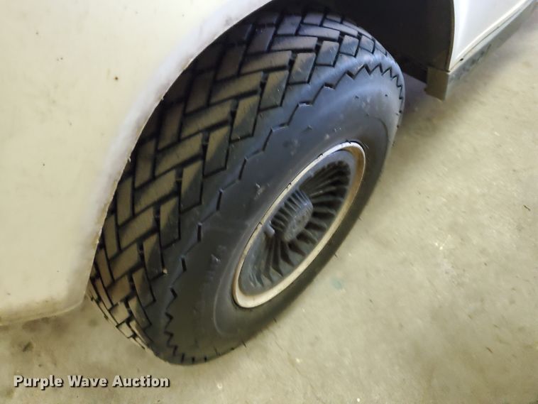 image for item DI5206 Ez-go  golf cart