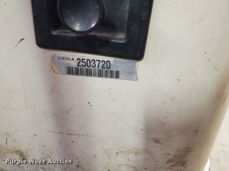 image for item DI5206 Ez-go  golf cart