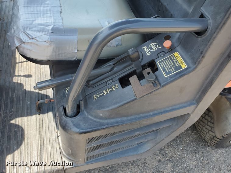 image for item DI5207 Kubota RTV900  utility vehicle