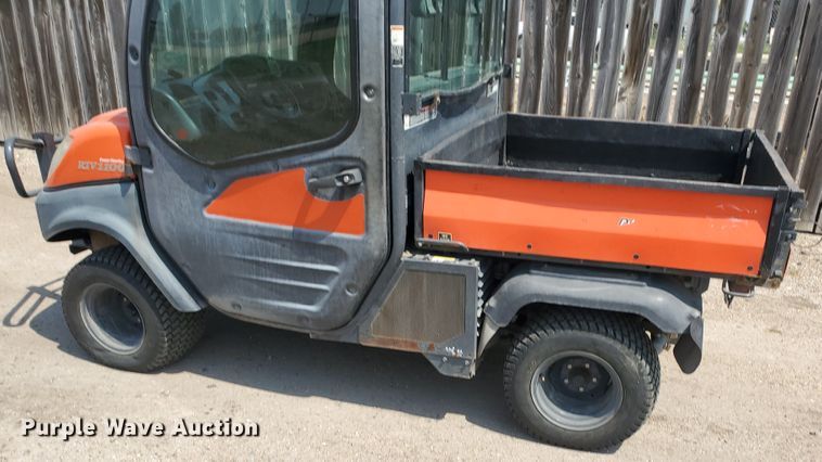 image for item DI5208 2009 Kubota RTV1100  utility vehicle