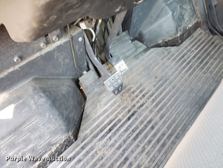 image for item DI5208 2009 Kubota RTV1100  utility vehicle