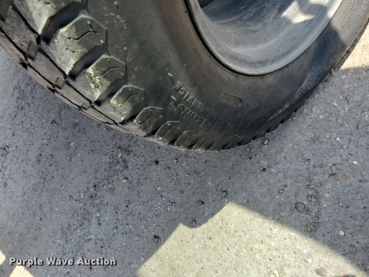 image for item DI5208 2009 Kubota RTV1100  utility vehicle