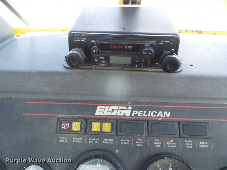 image for item DI5640 1997 Elgin Pelican Series II  street sweeper