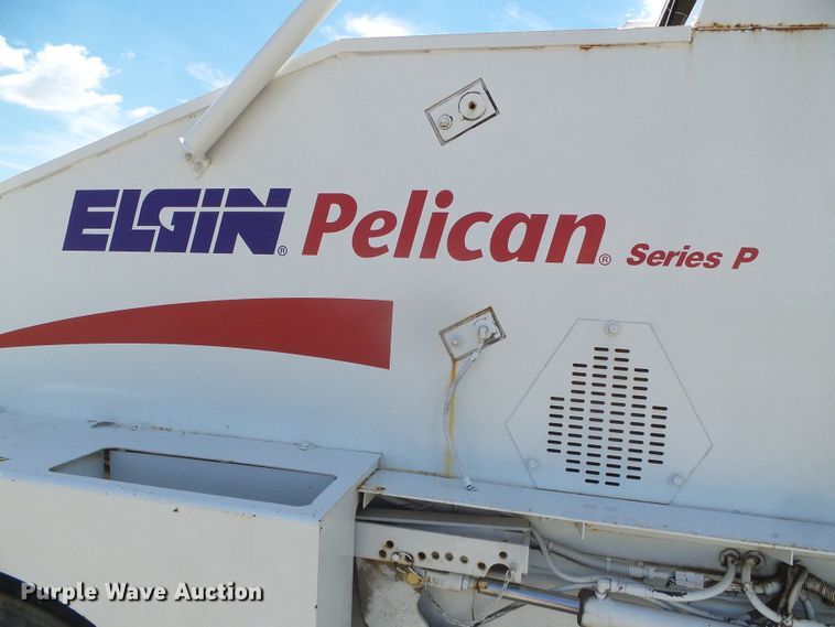 image for item DI5640 1997 Elgin Pelican Series II  street sweeper