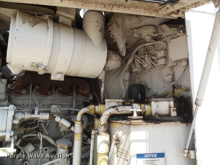 image for item DI5640 1997 Elgin Pelican Series II  street sweeper