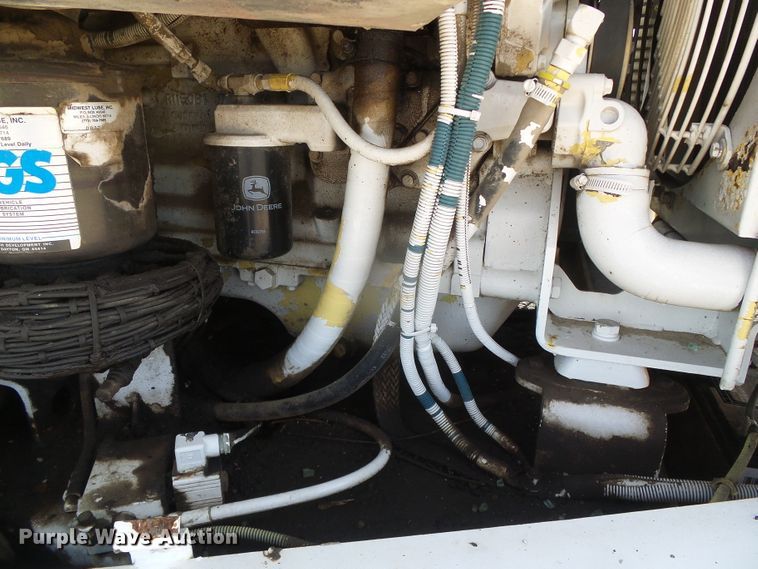 image for item DI5640 1997 Elgin Pelican Series II  street sweeper