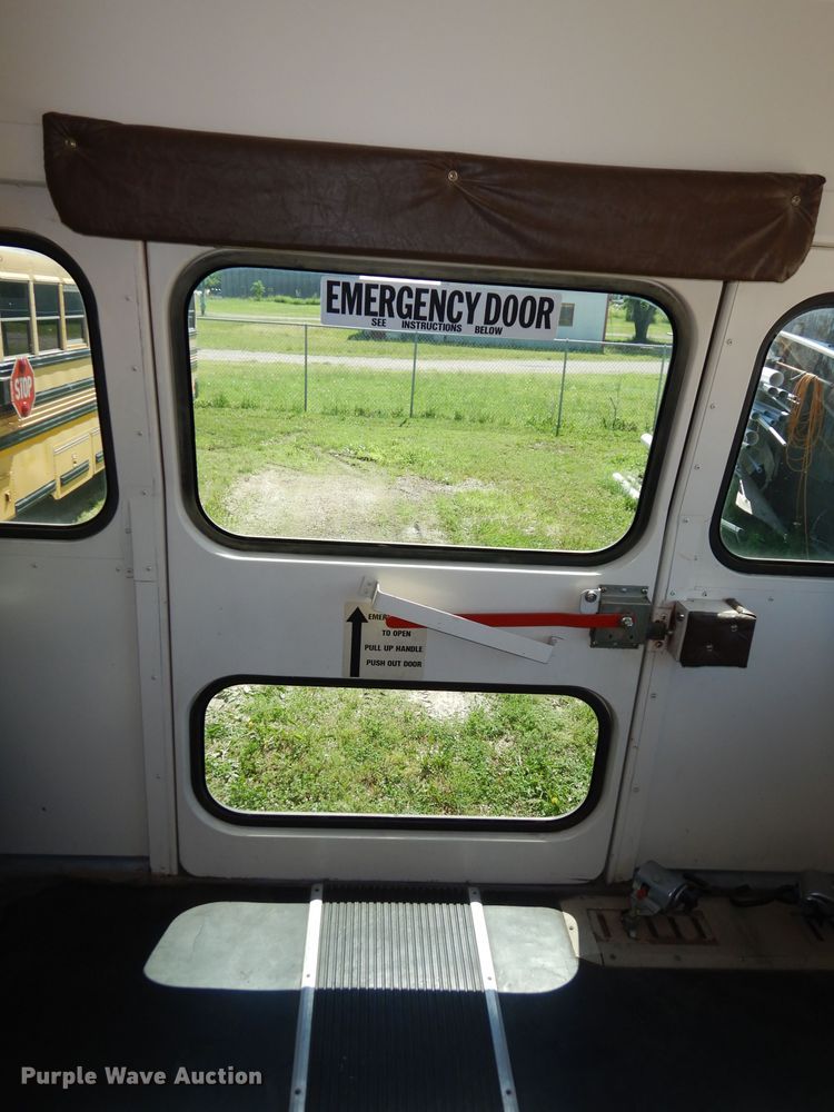 image for item DI6661 1996 Chevrolet Blue Bird  school bus