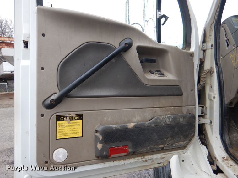 image for item DL2805 2009 Sterling LT9500  dump truck