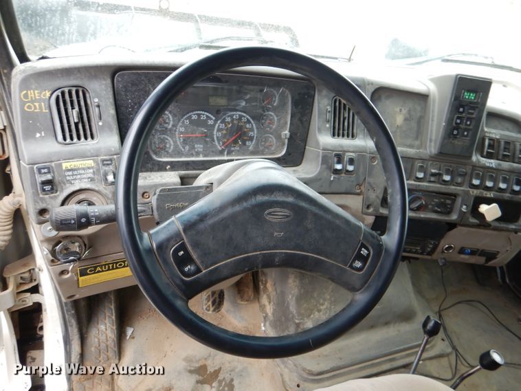 image for item DL2805 2009 Sterling LT9500  dump truck