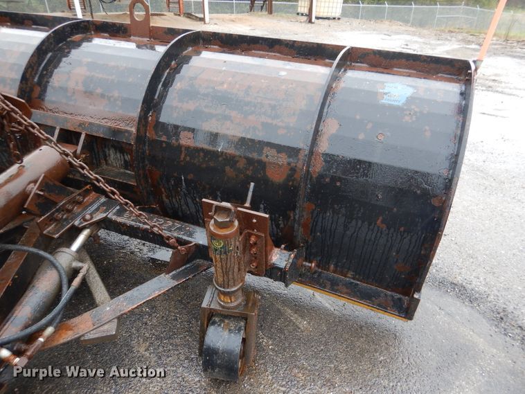 image for item DL2805 2009 Sterling LT9500  dump truck