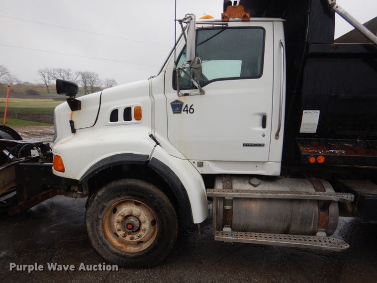 image for item DL2805 2009 Sterling LT9500  dump truck