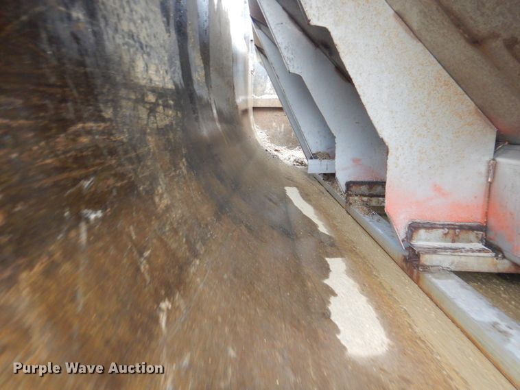 image for item DL2805 2009 Sterling LT9500  dump truck