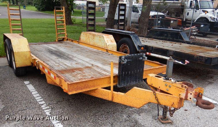image for item DL8223 1991 Cronkhite 2700A  equipment trailer