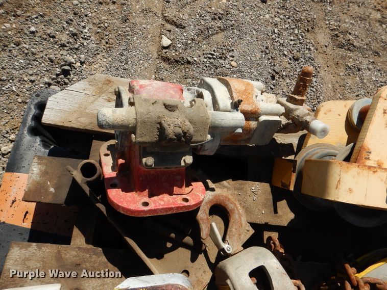 image for item DL8914 Lifting equipment