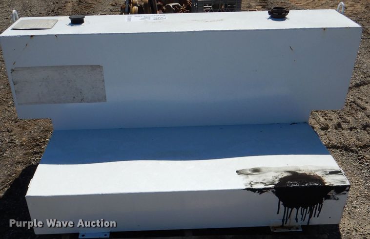 image for item DL8915 Delta 498000 fuel tank