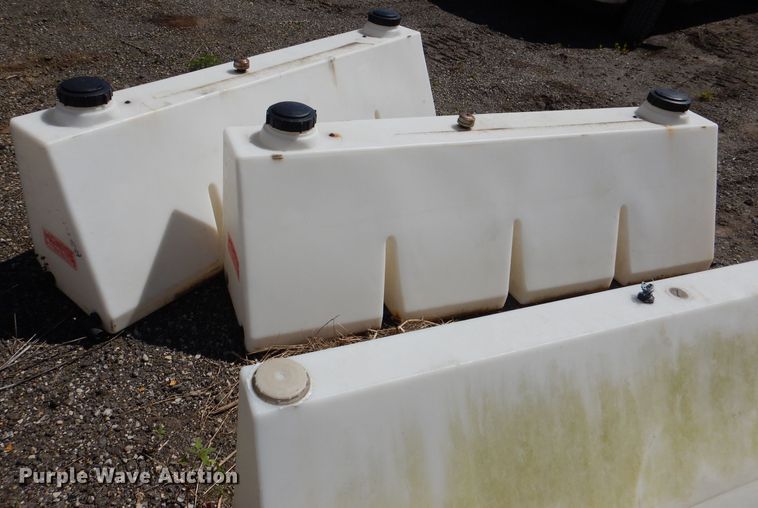 image for item DL8916 Monroe poly tanks