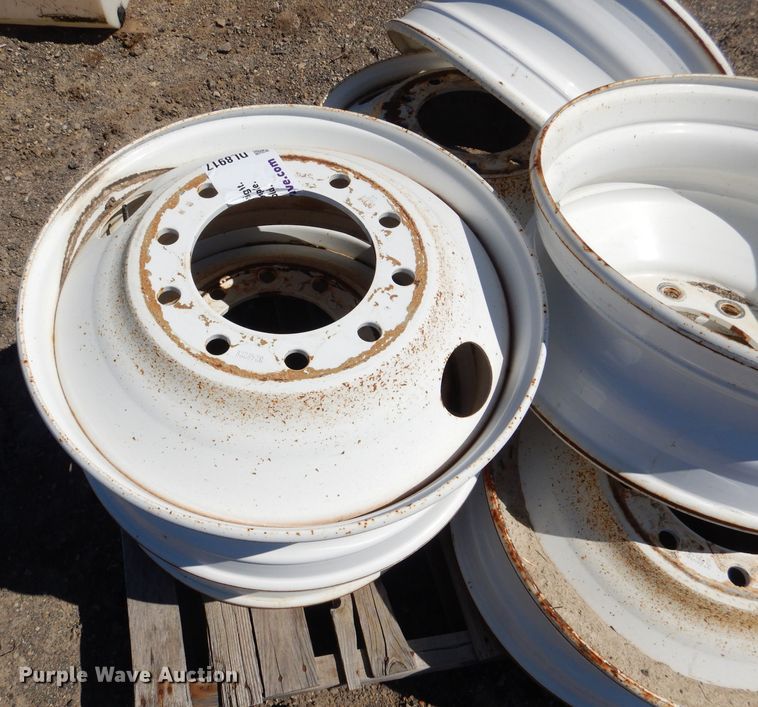 image for item DL8917 (6) steel wheels