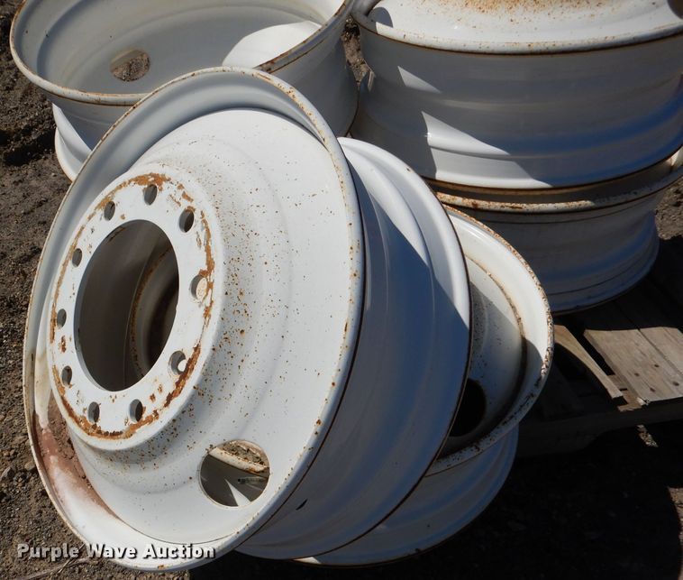 image for item DL8917 (6) steel wheels