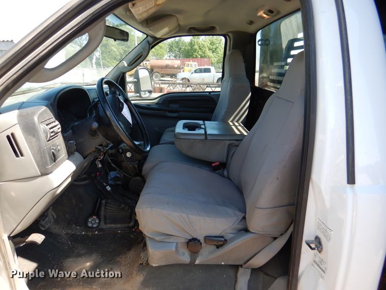 image for item DL8919 2007 Ford F450  dump truck