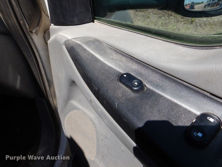 image for item DL8919 2007 Ford F450  dump truck