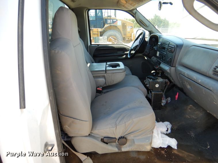 image for item DL8919 2007 Ford F450  dump truck