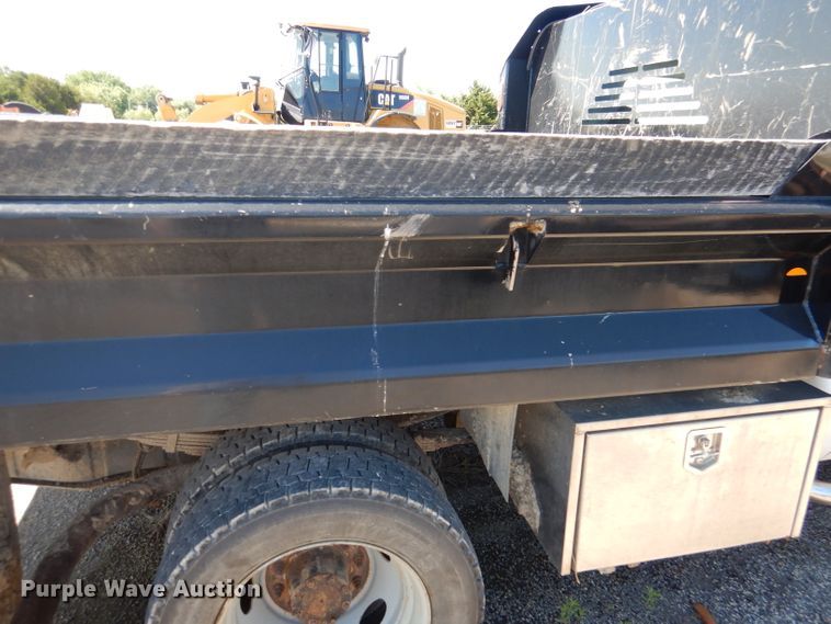 image for item DL8919 2007 Ford F450  dump truck
