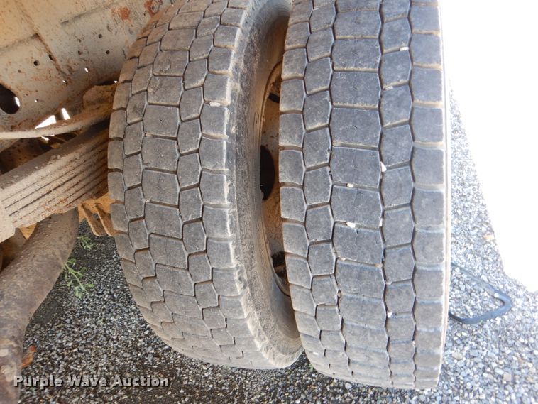 image for item DL8919 2007 Ford F450  dump truck