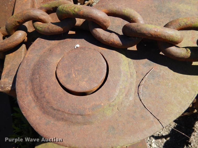 image for item DL8922 (2) clamshell buckets