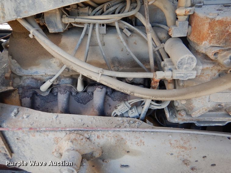 image for item DL8923 1982 Ford 800  oil distributor truck