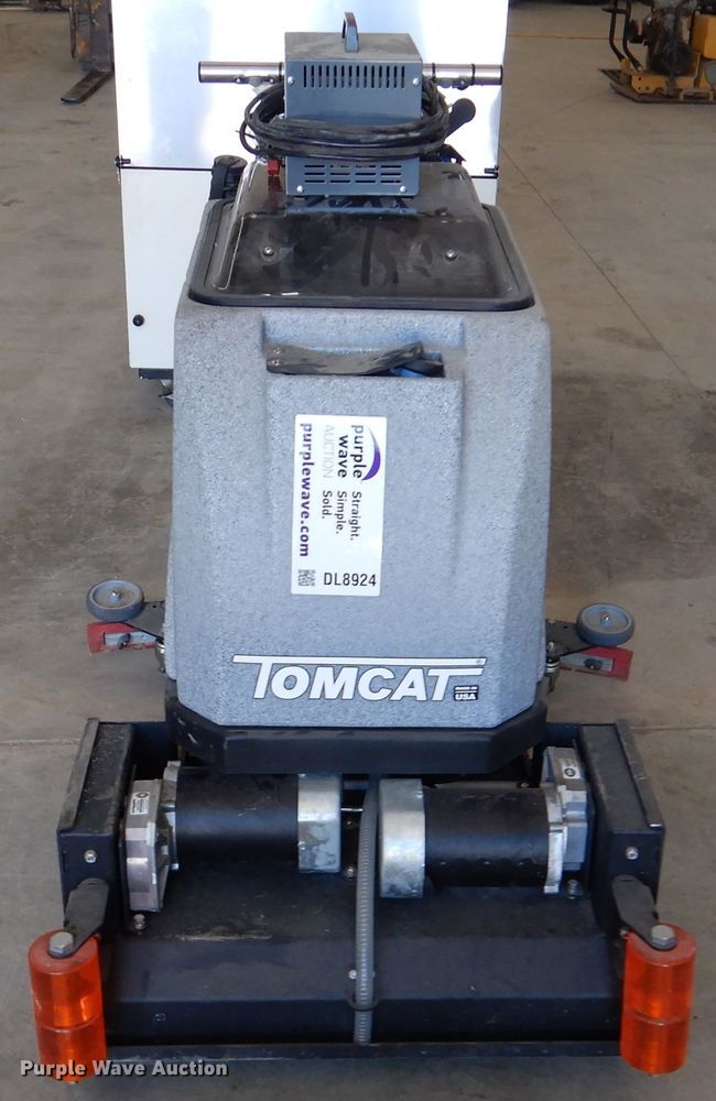 image for item DL8924 Tomcat Sport floor scrubber