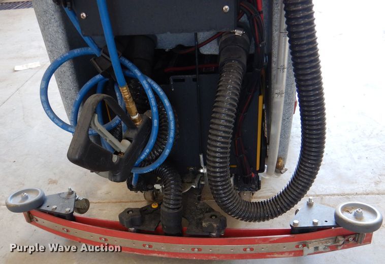 image for item DL8924 Tomcat Sport floor scrubber