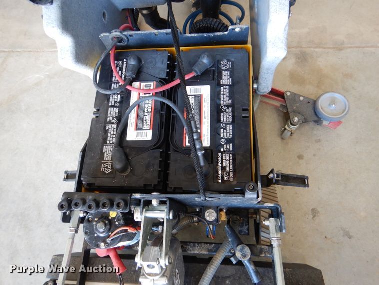 image for item DL8924 Tomcat Sport floor scrubber