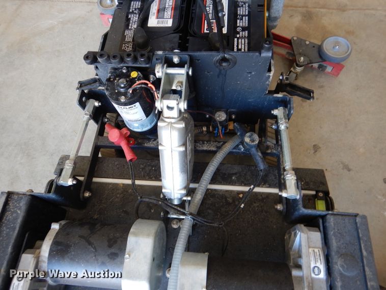 image for item DL8924 Tomcat Sport floor scrubber