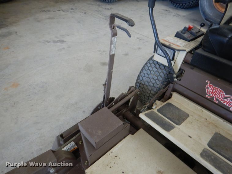 image for item DL8925 Grasshopper 616T2  ZTR lawn mower