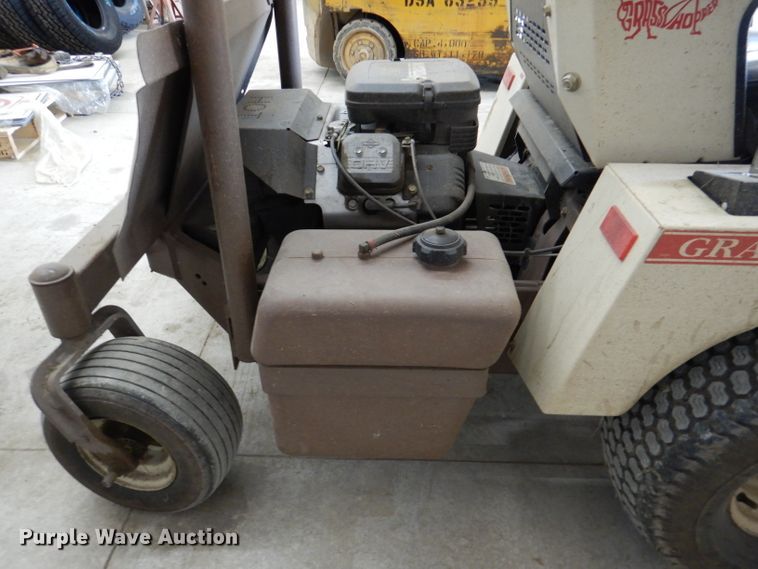 image for item DL8925 Grasshopper 616T2  ZTR lawn mower