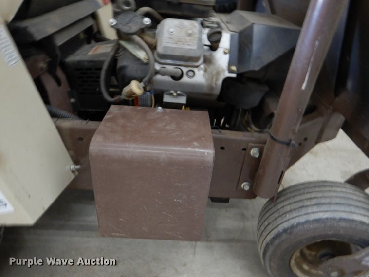 image for item DL8925 Grasshopper 616T2  ZTR lawn mower