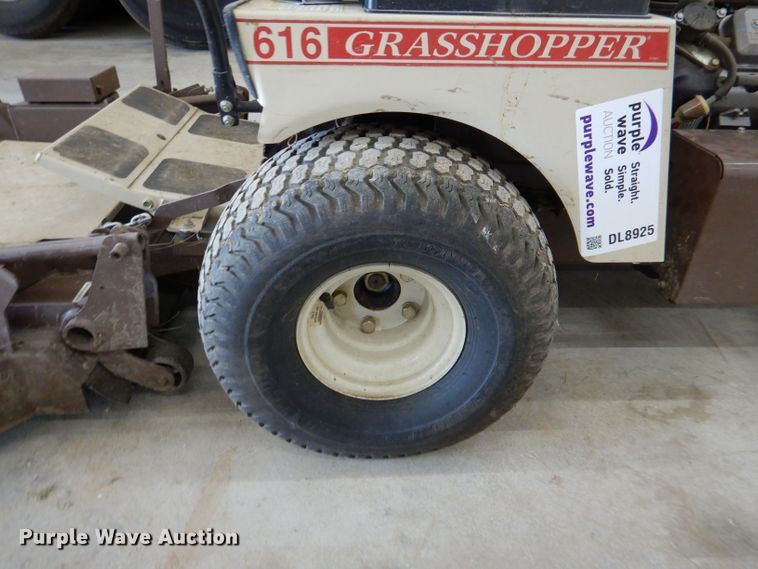 image for item DL8925 Grasshopper 616T2  ZTR lawn mower