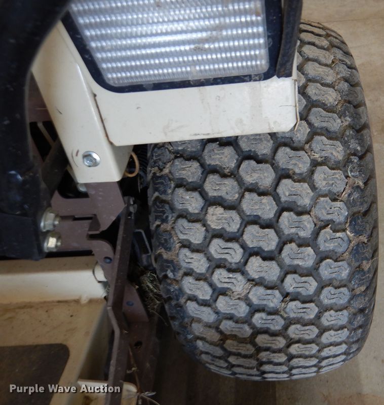 image for item DL8925 Grasshopper 616T2  ZTR lawn mower