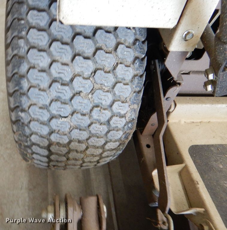 image for item DL8925 Grasshopper 616T2  ZTR lawn mower