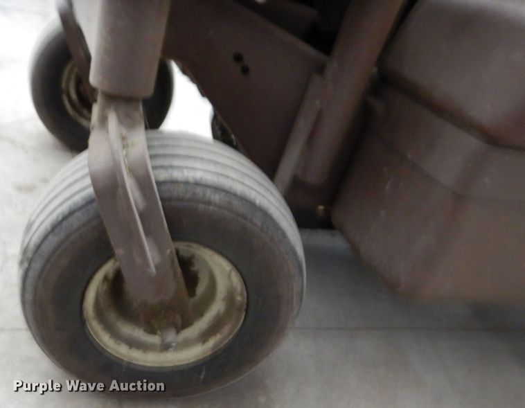 image for item DL8925 Grasshopper 616T2  ZTR lawn mower