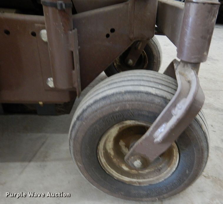 image for item DL8925 Grasshopper 616T2  ZTR lawn mower