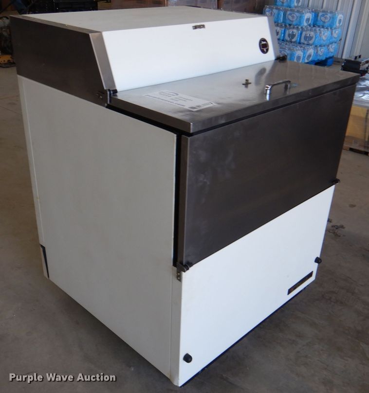 image for item DL8927 True TMC-34 refrigerator