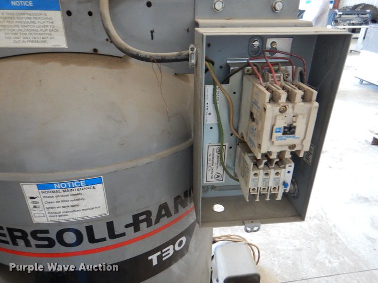 image for item DL8928 (2) air compressors