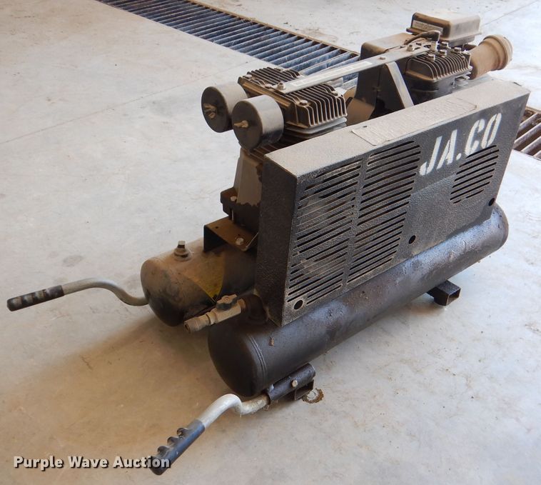 image for item DL8928 (2) air compressors