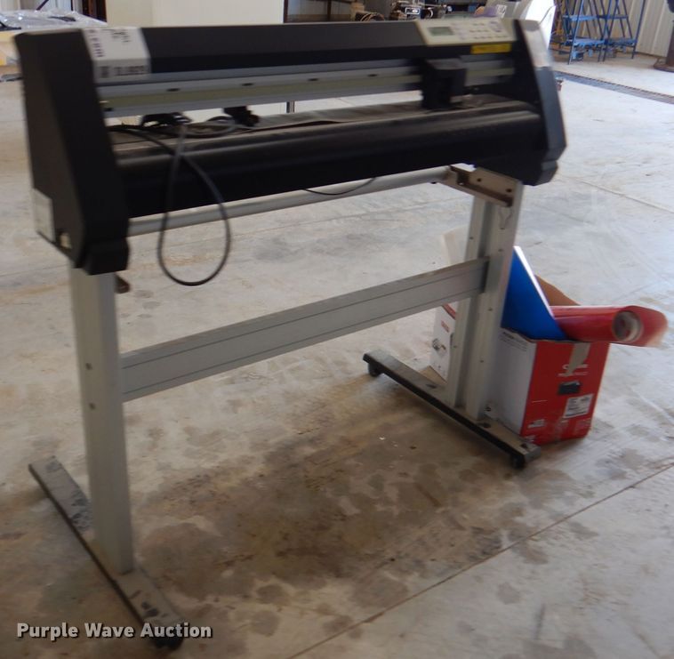 image for item DL8929 Sign Warehouse vinyl cutter