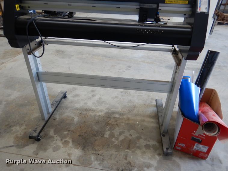 image for item DL8929 Sign Warehouse vinyl cutter