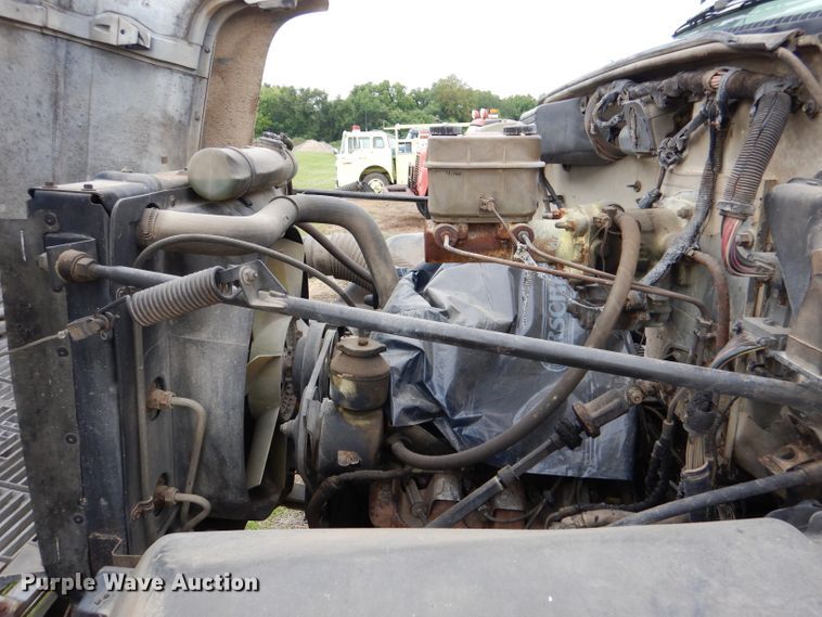 image for item DL8943 1992 GMC Top Kick  dump truck