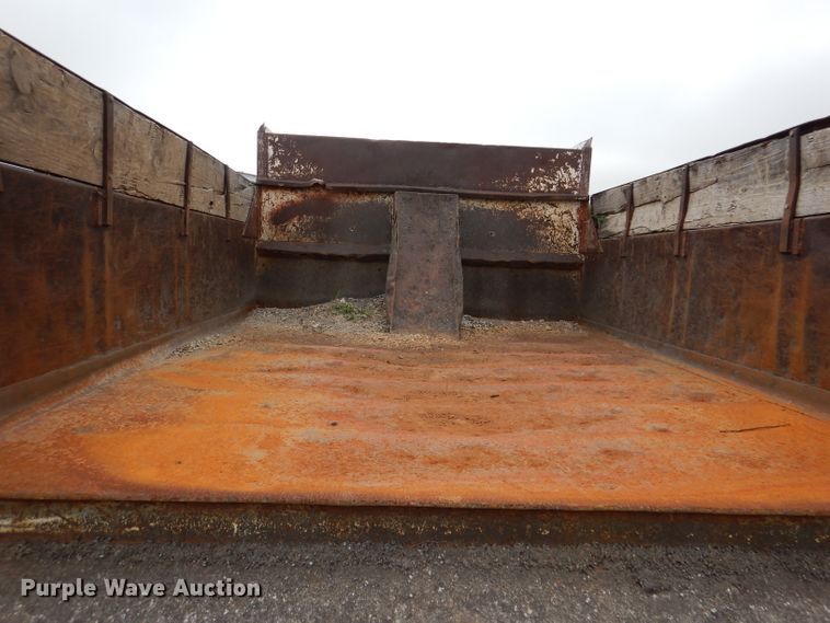 image for item DL8943 1992 GMC Top Kick  dump truck